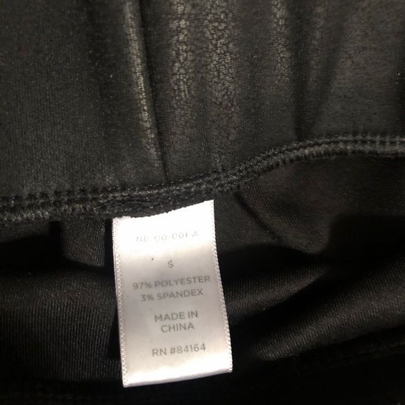 Faux Leather Leggings - Picture 6 of 7